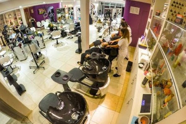 Estilos, tendencias, belleza y relax en Sandra Espínola Estilista