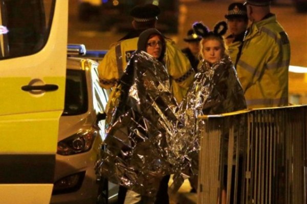 Atentado en show de Ariana Grande: Confirman 22 muertos