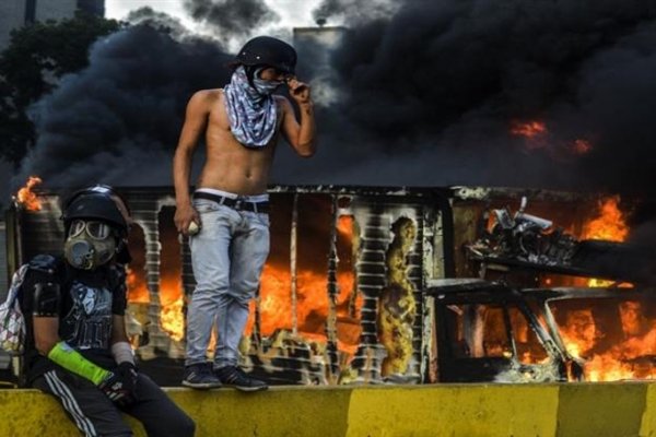 Mataron a un joven y a un militar retirado durante nueva jornada de protestas
