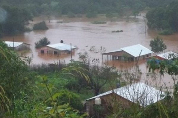 Corrientes - Santo Tomé: El Estado Municipal dispuso estado de alerta y dispositivo de evacuación de urgencia por la crecida del Uruguay