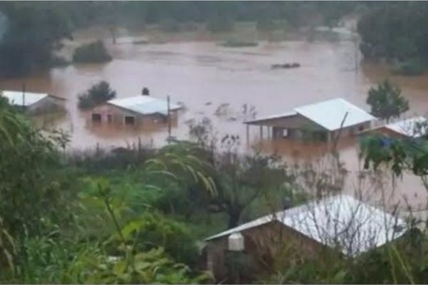 El río Uruguay sigue creciendo y ya son 40 las familias evacuadas