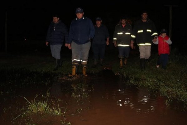 Santa Rosa: continúan asistiendo a damnificados por las lluvias
