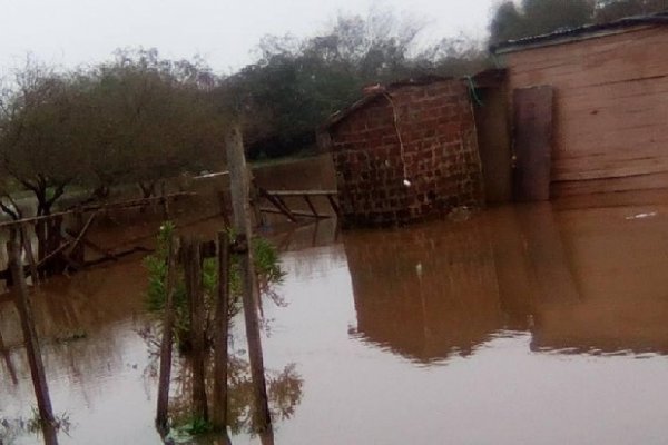 Crecida del río Uruguay: continúan las evacuaciones en Santo Tomé