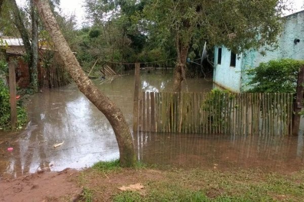 Asciende a 450 los evacuados en Santo Tomé