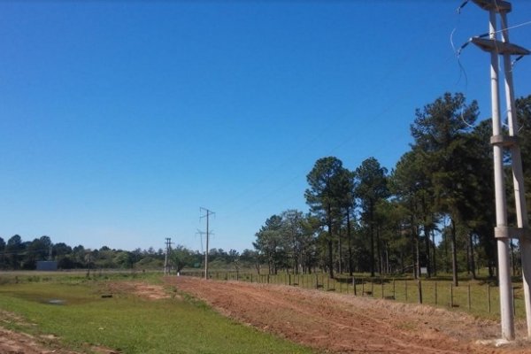 Finalizó la obra de electrificación rural en Ituzaingó y Santo Tomé