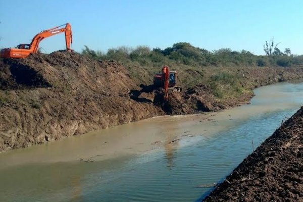 Avanza la obra hídrica en el arroyo Las Garzas