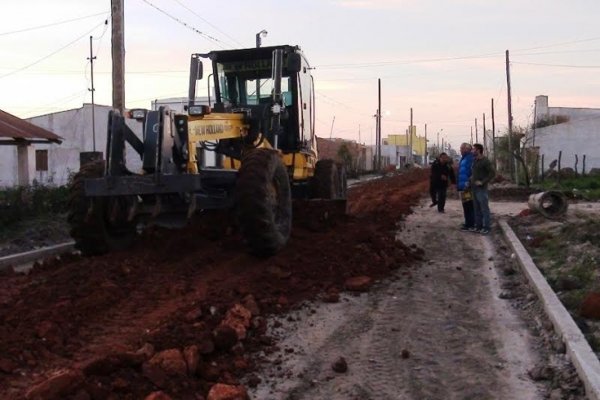 El Municipio de Goya inaugura ripio, iluminación y cordón cuneta en la zona Sur