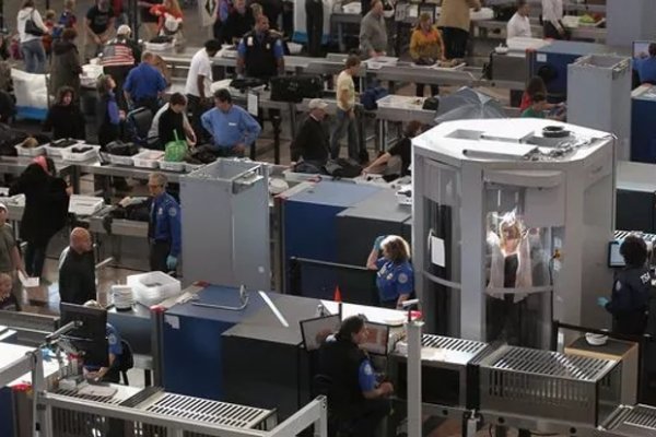 En tres semanas no se podrá volar a los Estados Unidos con computadoras y tablets