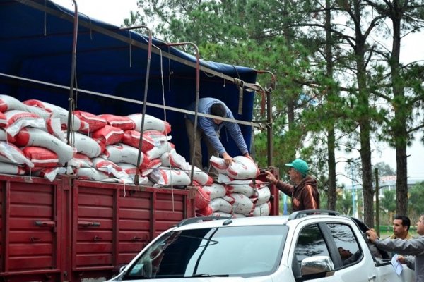 Entregan alimentos balanceados a productores de Bella Vista