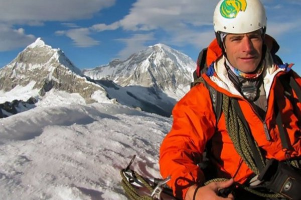 Una avalancha habría alcanzado al alpinista argentino desaparecido