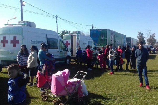 Salud lanzó la tarjeta Mbareté y realizó un operativo sanitario en Santo Tomé