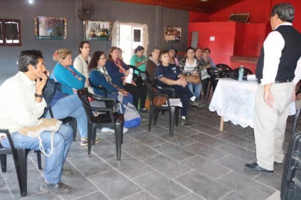 Capacitaron a productores y feriantes de Santa Rosa
