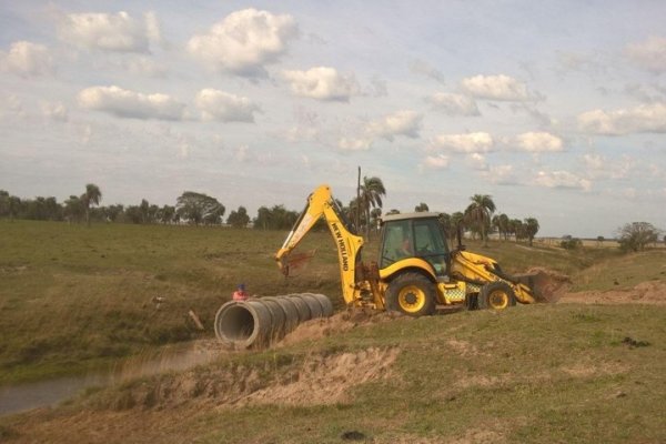 Santa Rosa continúan las obras de entubamiento en Paraje Carayá