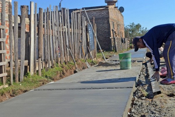 Libres: Obreros avanzan en la obra Integral del Barrio Las Flores