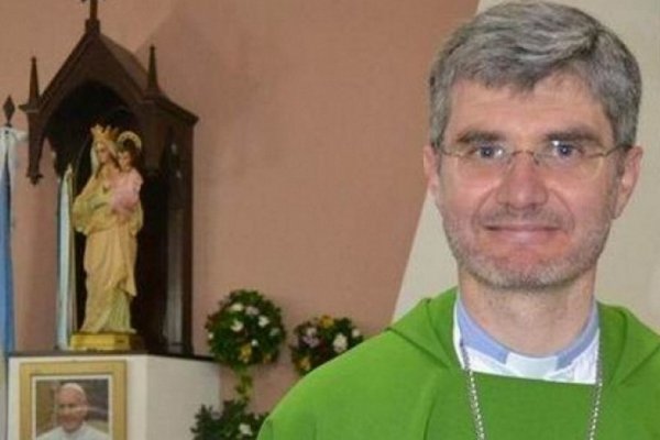 Duro mensaje del Obispo de Santo Tomé a los políticos