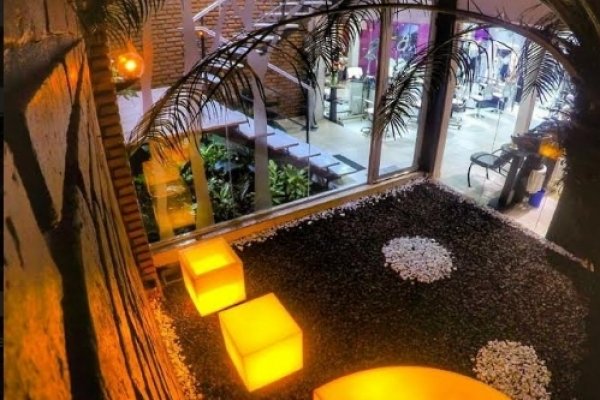 Cortes, color y peinados renovados en el Salón de Sandra Espínola