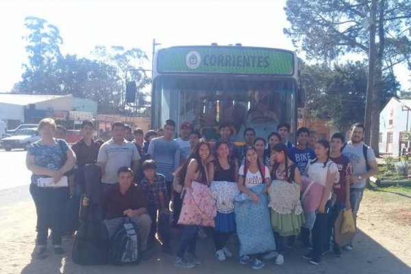 Santarroseños en el Certamen Pre Fiesta Nacional del Chamamé