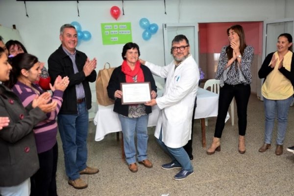 Reconocimiento a trabajadora municipal