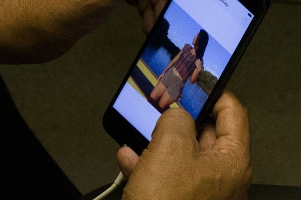 Brasil: el diputado que se aburría y se puso a escribir chats eróticos