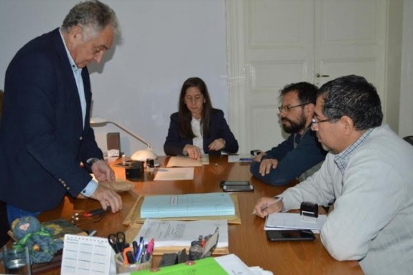 Tres firmas presentaron sus ofertas para la ejecución de la obra de electrificación rural