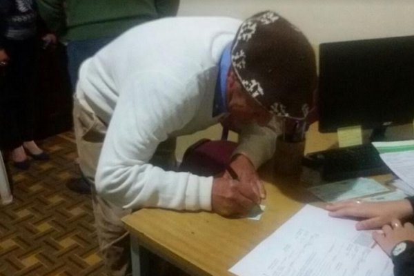 Regularización Dominial en Mercedes: firma de escrituras y entrega de subsidios