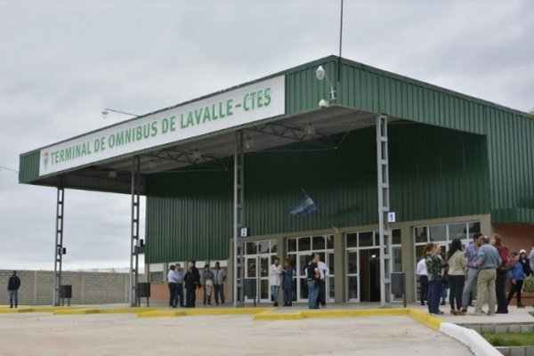 Quedó inaugurada la terminal  de ómnibus de Lavalle