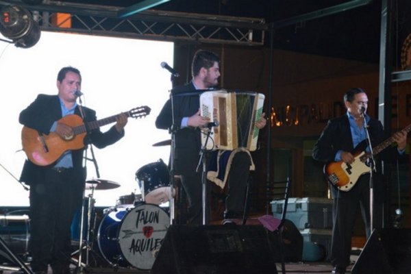 La Expo Joven 2017 se despidió con un gran show musical en Libres
