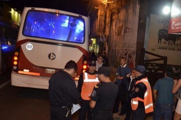 Mecánico resultó herido cuando reparaba un colectivo