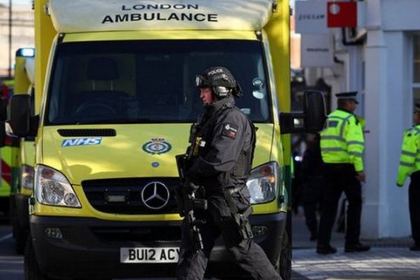 Alerta máxima en Londres: una amenaza de bomba obligó a evacuar una estación del metro