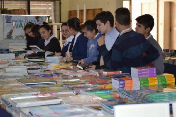 Santo Tomé: inauguraron la primera feria del libro del Mercosur