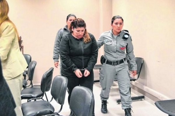 Prisión perpetua a una mujer por haber matado a sus dos hijas