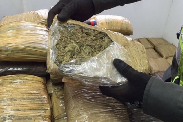 Corrientes: Detienen a 5 personas, integrantes de una banda que llevaba droga a Chile