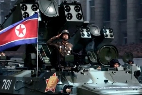 Corea del Norte reforzó posiciones militares en plena escalada con EE.UU