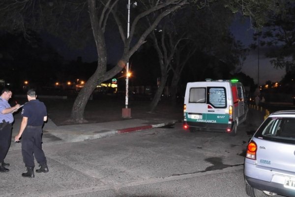 Un amigo lo apuñaló en plena Costanera de la capital correntina