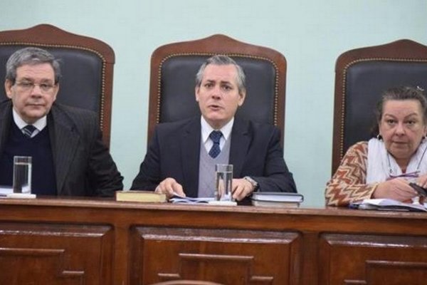 Condenaron a una mujer a 22 años de prisión por prostituir a sus hijas