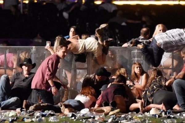 Trump dice que la masacre fue obra de un hombre demente