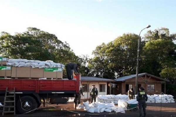 Incautaron más de tres mil kilos de yerba sin estampilla en Santo Tomé