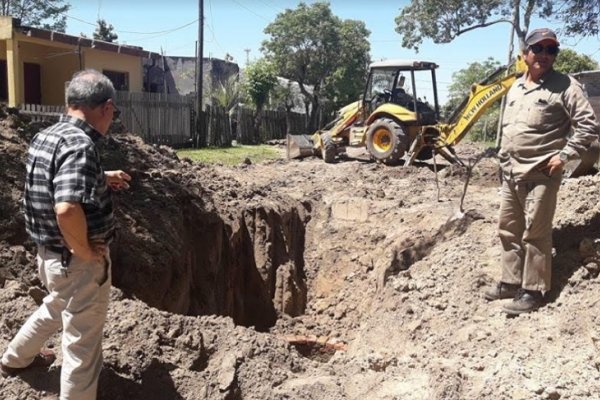 Instalan otra cámara séptica en barrio Luz y Fuerza