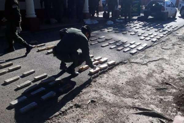 Formosa: Incautaron 250 kilos de marihuana en un auto