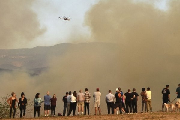 Al menos 17 muertos y más de 46.500 hectáreas arrasadas causaron los incendios en EEUU