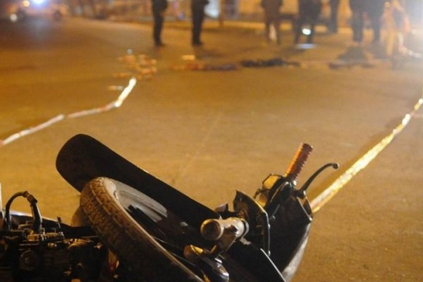 Corrientes: Motociclista de 25 años murió al chocar contra un contenedor de residuos
