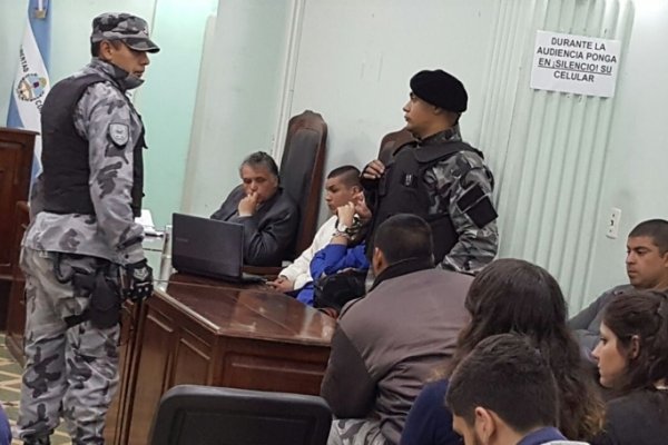 Padres de Maxi Aquino insisten con que busquen al otro implicado