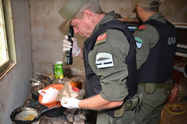 Incautan marihuana, cocaína y detienen y detienen a tres personas