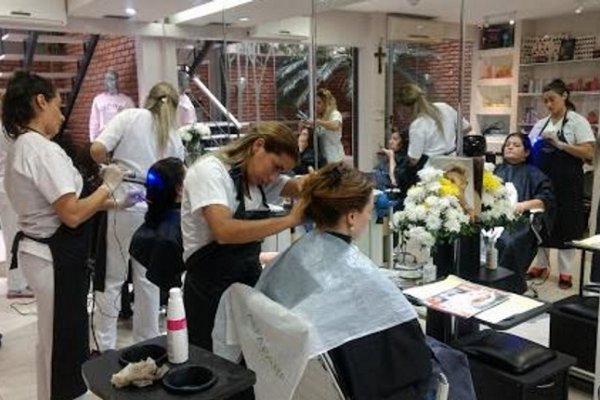 Transforma tu belleza en el Salón & Spa de Sandra Espínola Estilista