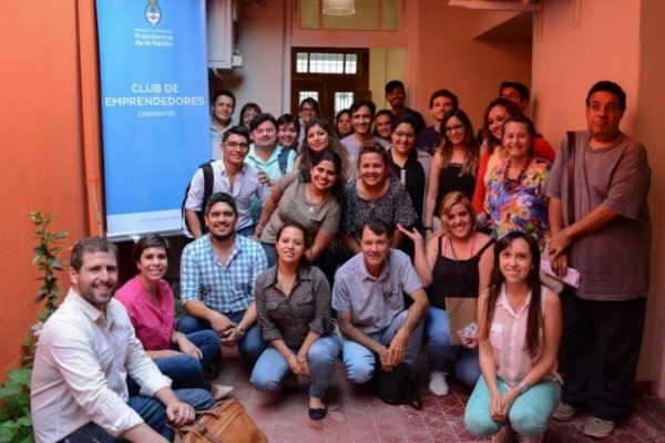 La Academia Argentina capacitó a emprendedores correntinos