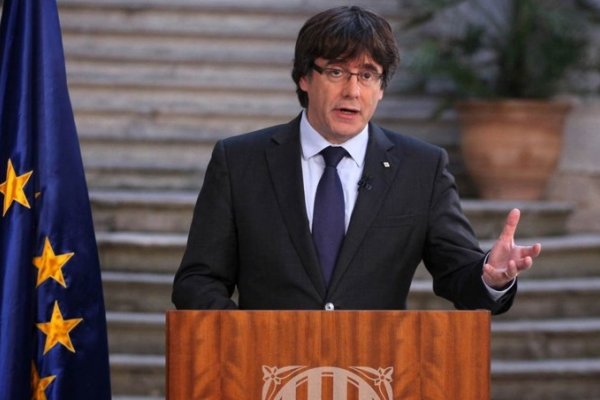 Cataluña: acusan de graves delitos a Carles Puigdemont y a legisladores independentistas