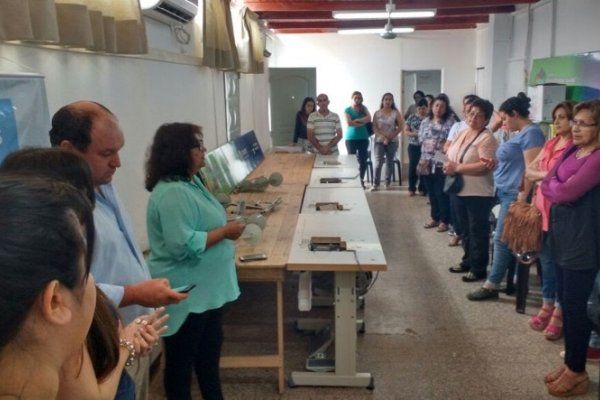 El Programa Nacional Creer y Crear entregó kits de trabajo