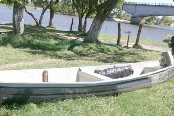 Hallaron el cuerpo del pescador ahogado al dar vuelta campana una embarcación en el Río Corriente