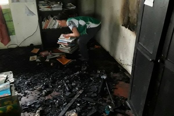 Mocoretá: un rayo destruyó parte de una escuela