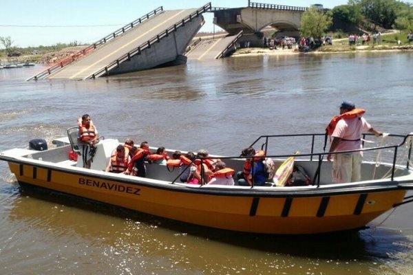 Ya funciona la lancha municipal para cruzar el arroyo Guazú